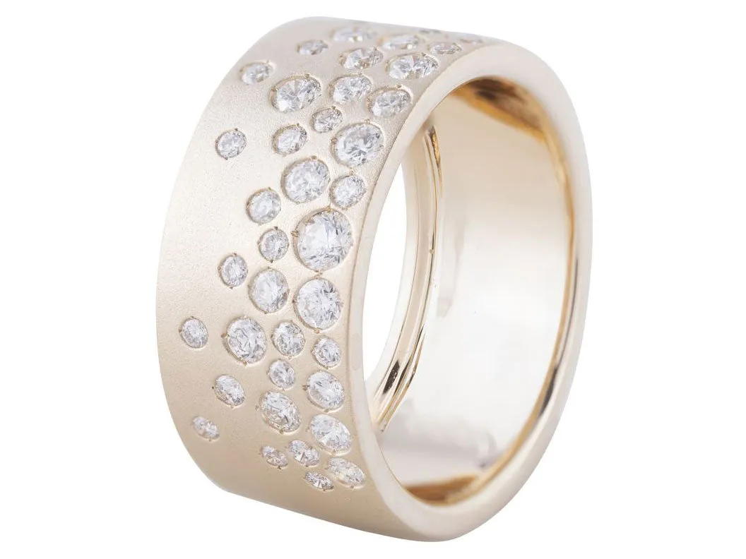 14K Yellow Gold Diamond Cascade Band