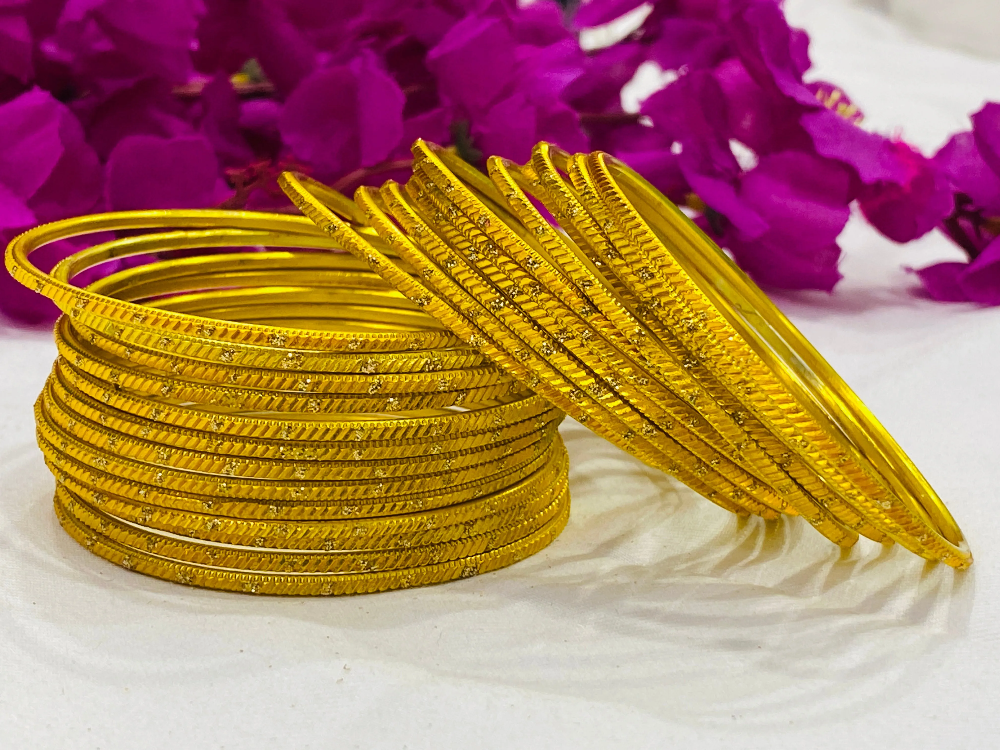 Beautiful Yellow Color Plain Metal Bangles