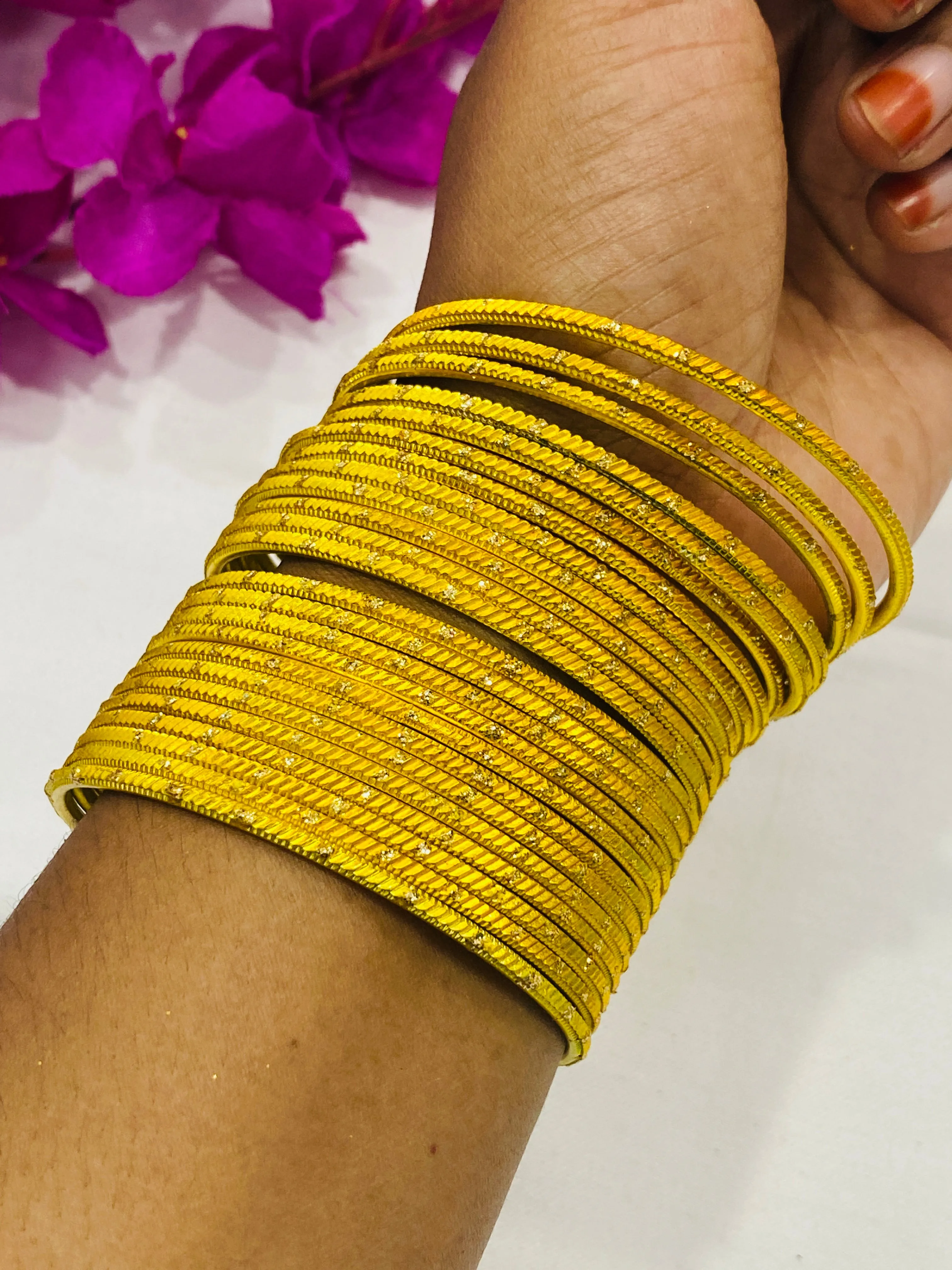 Beautiful Yellow Color Plain Metal Bangles