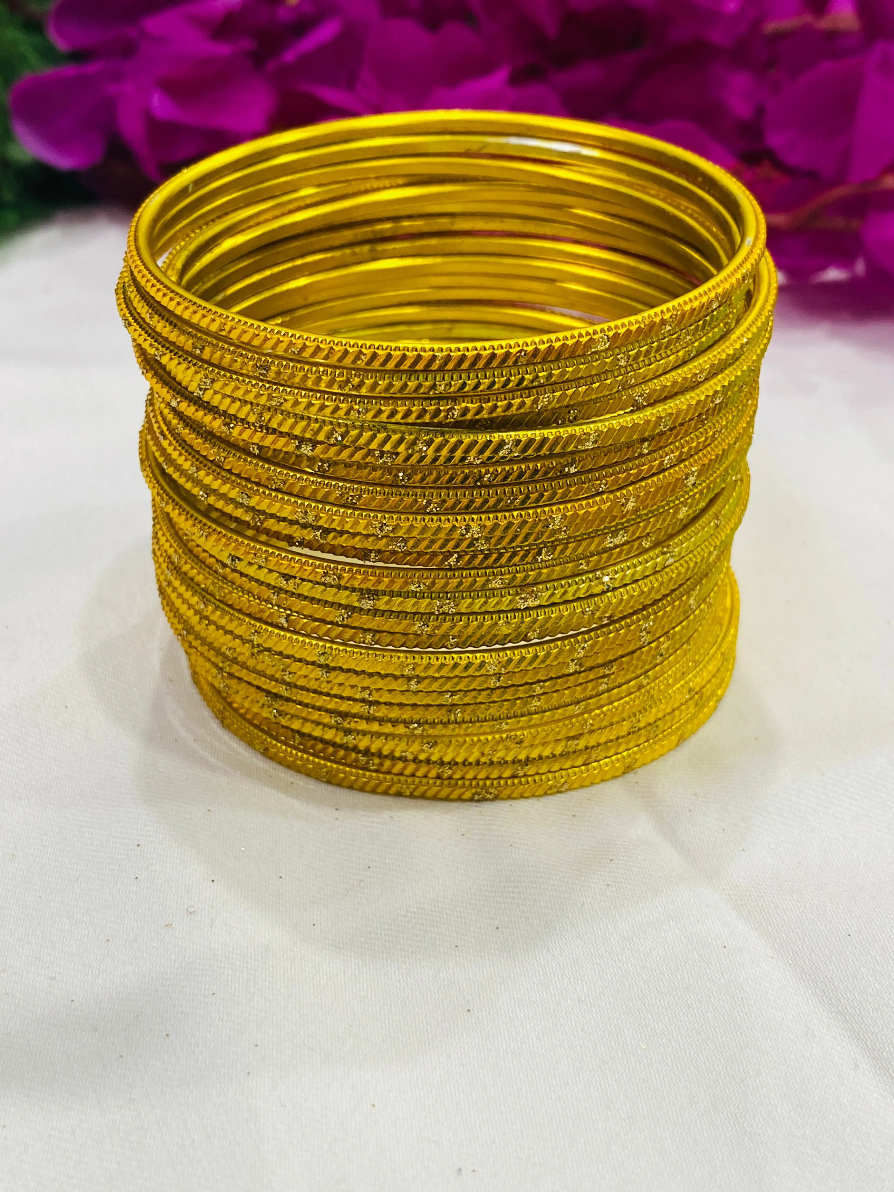 Beautiful Yellow Color Plain Metal Bangles