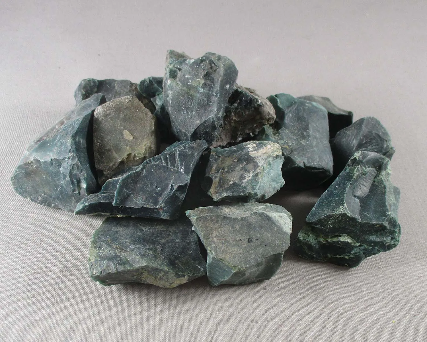 Bloodstone Stones Raw 3pcs H094**