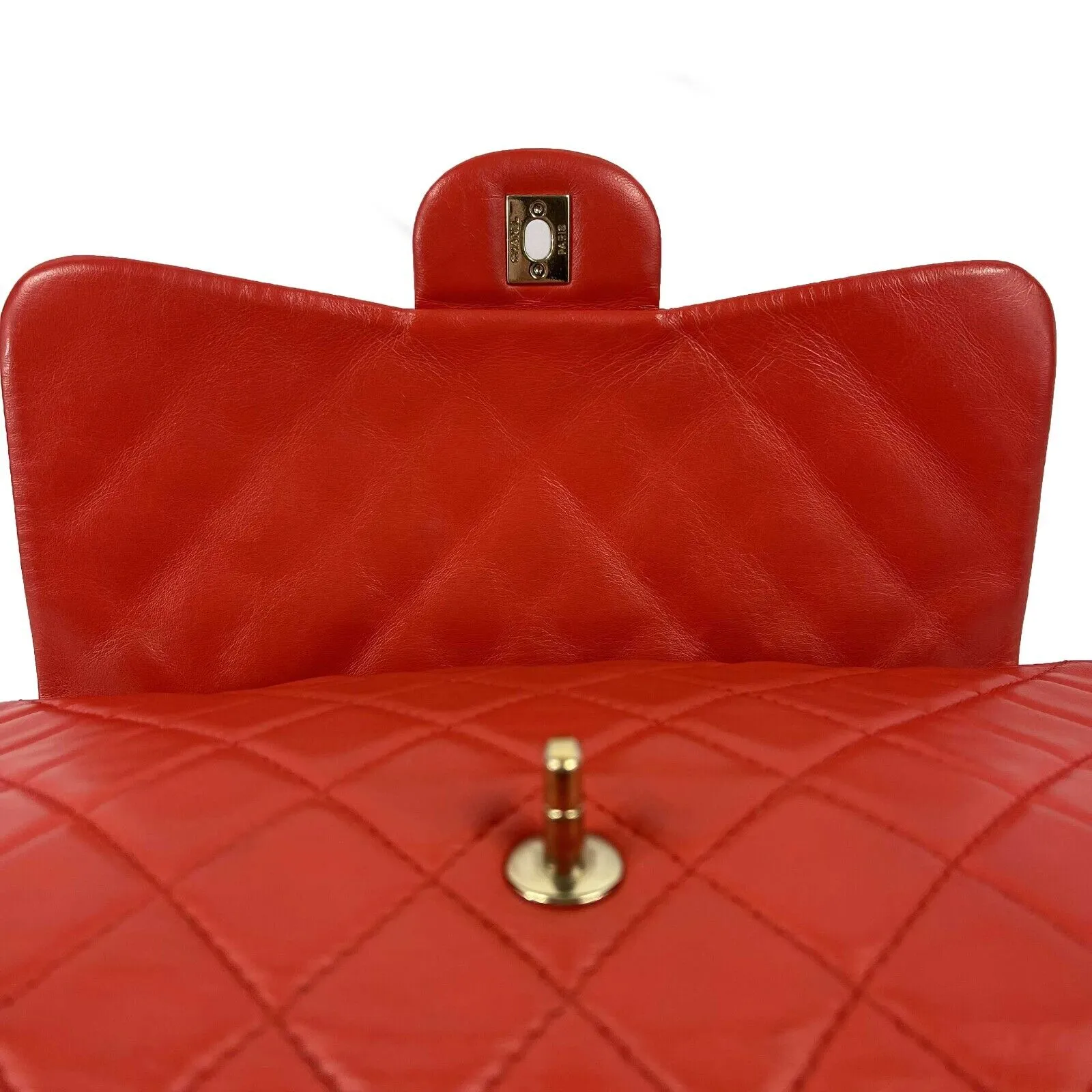 CHANEL - Jumbo Classic Flap - Red Lambskin Shoulder Bag