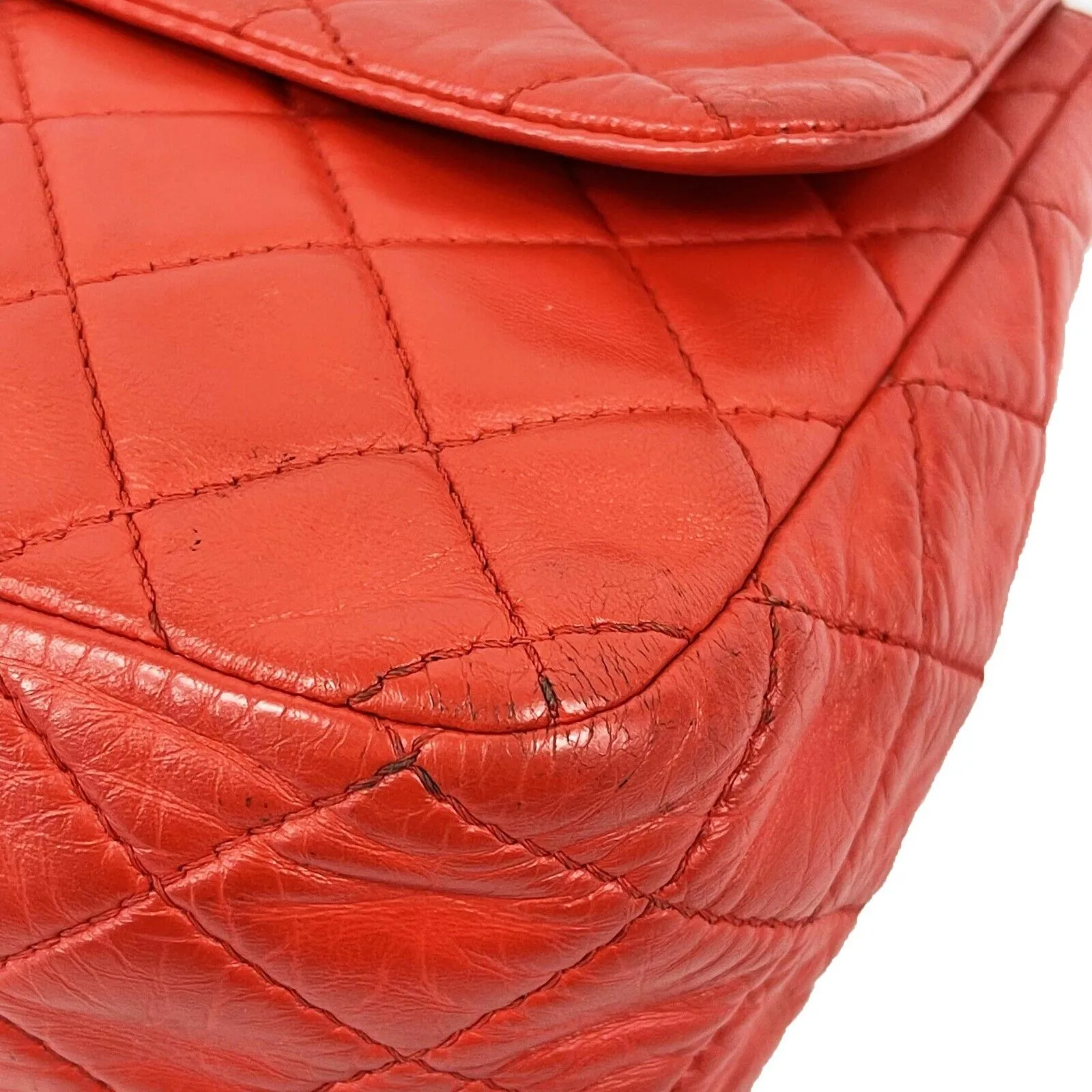 CHANEL - Jumbo Classic Flap - Red Lambskin Shoulder Bag