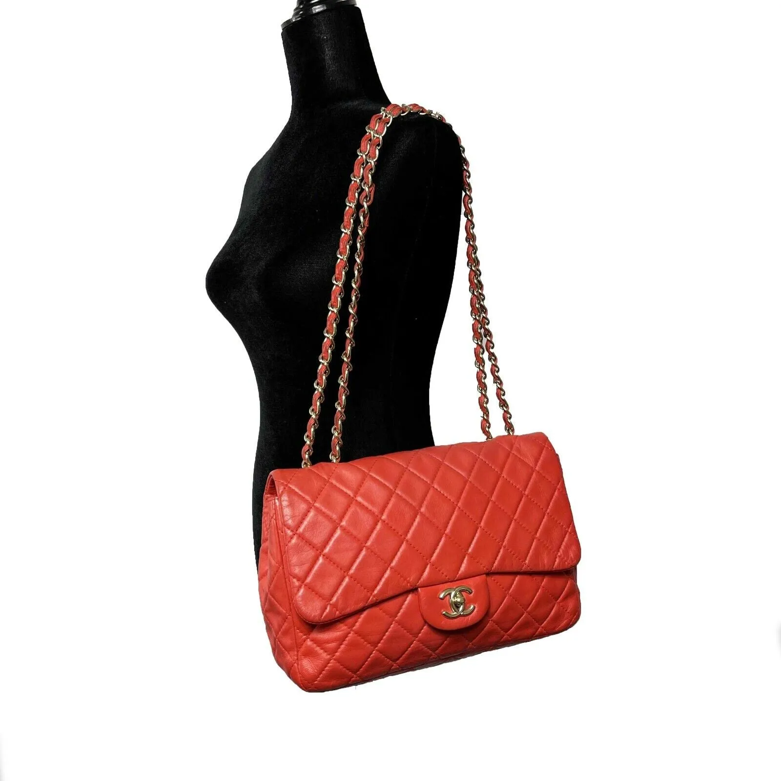 CHANEL - Jumbo Classic Flap - Red Lambskin Shoulder Bag