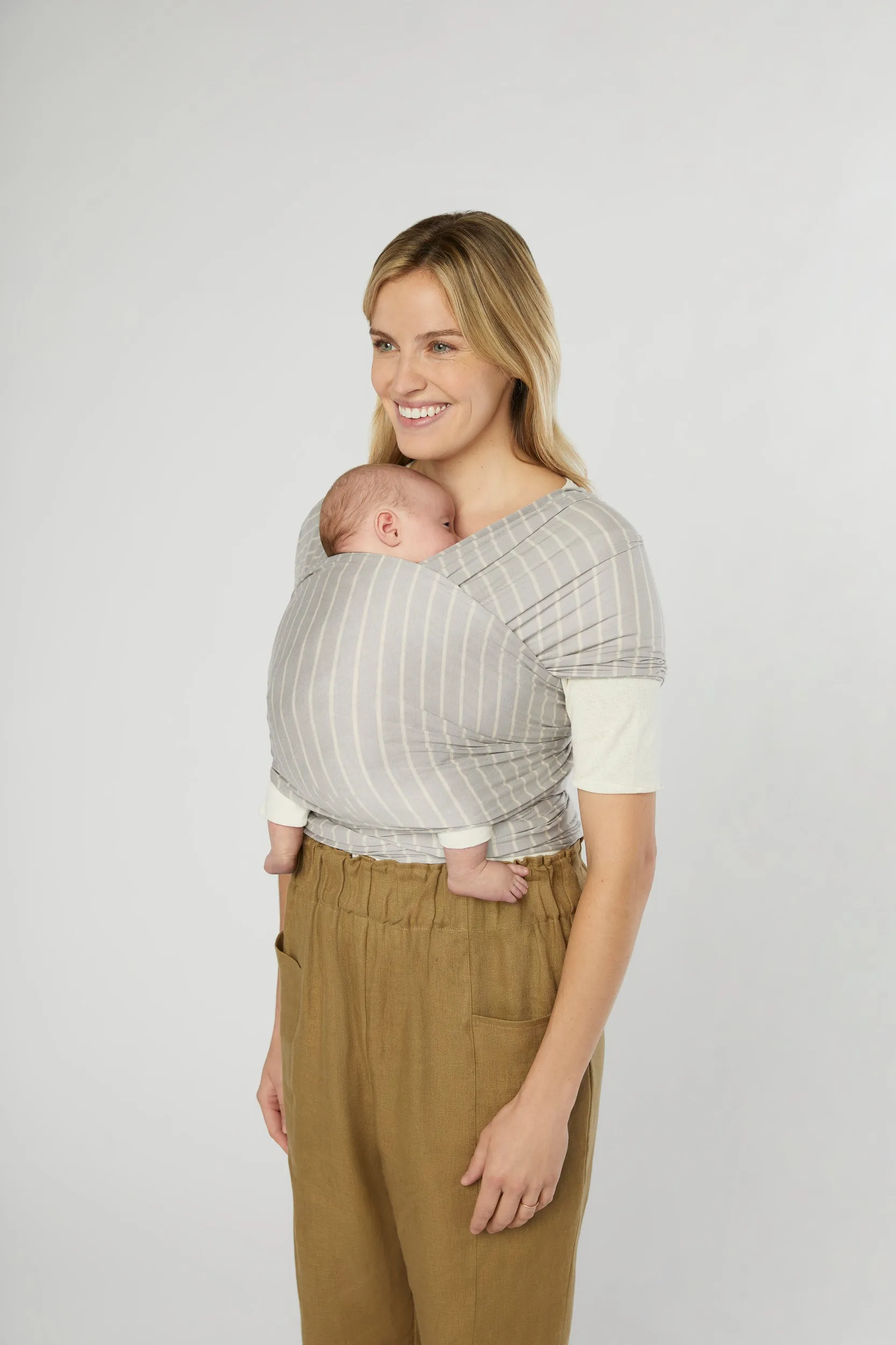 Ergobaby Aura Wrap Sustainable Knit - Grey Stripes