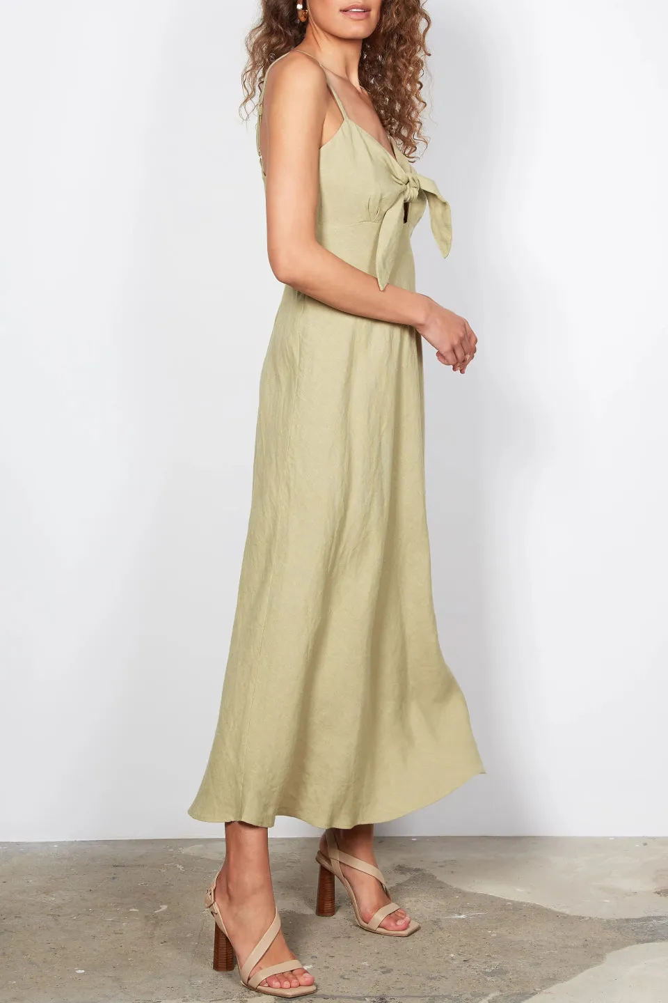 Jocie Knoted Strappy Sage Maxi Dress