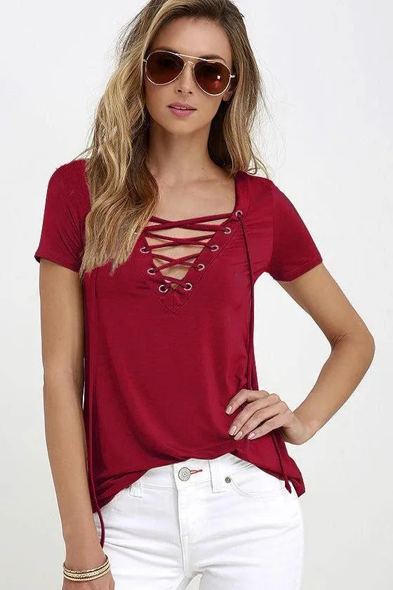 LACE-UP TEE