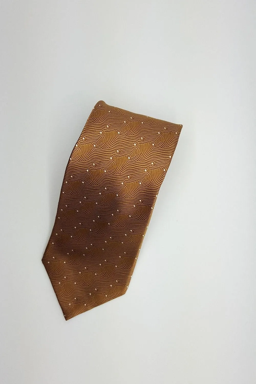 LANVIN 100% Silk Gold Swirls White Dotted Classic Tie (58")