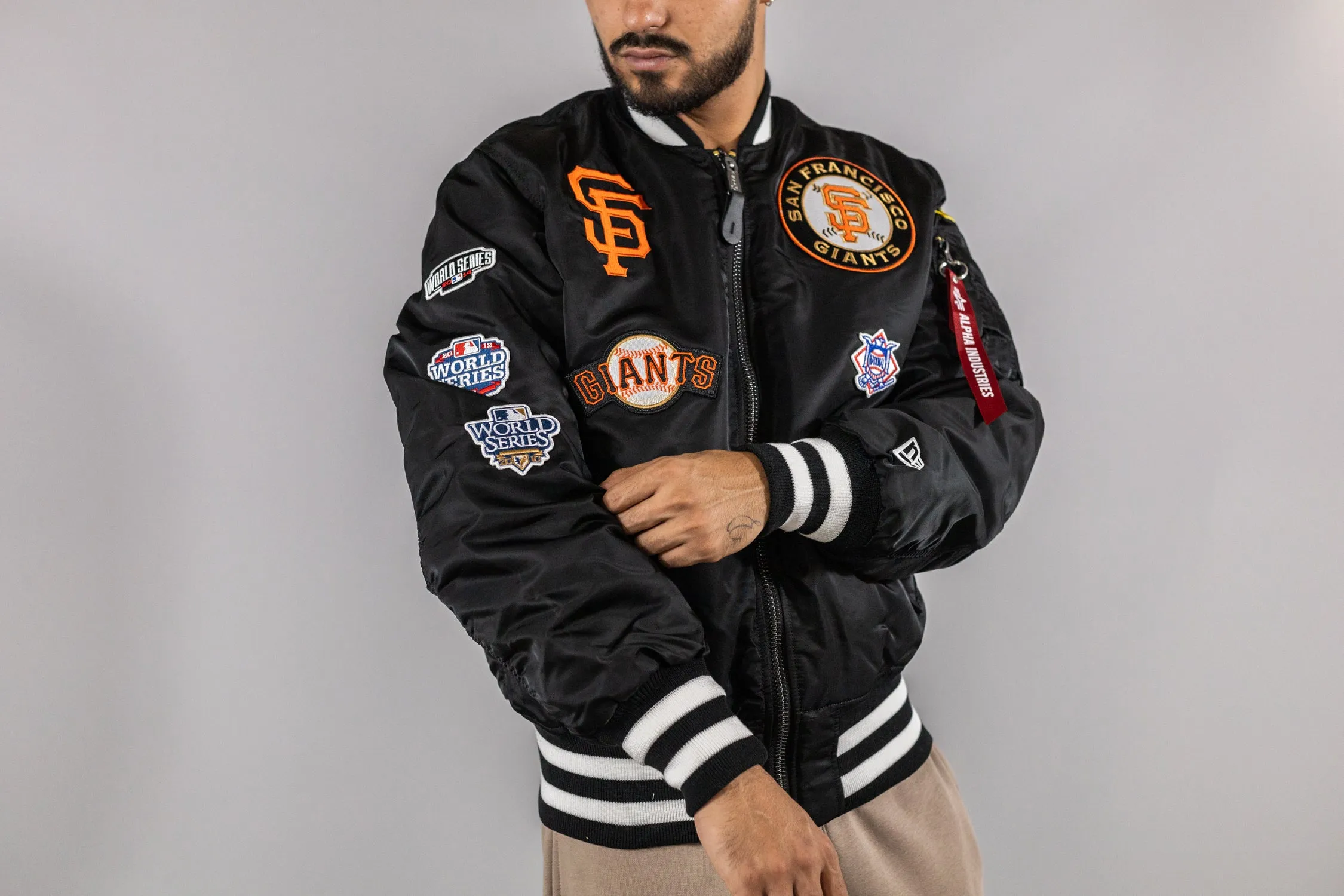 New Era Alpha Industries x San Francisco Giants Reversible Jacket