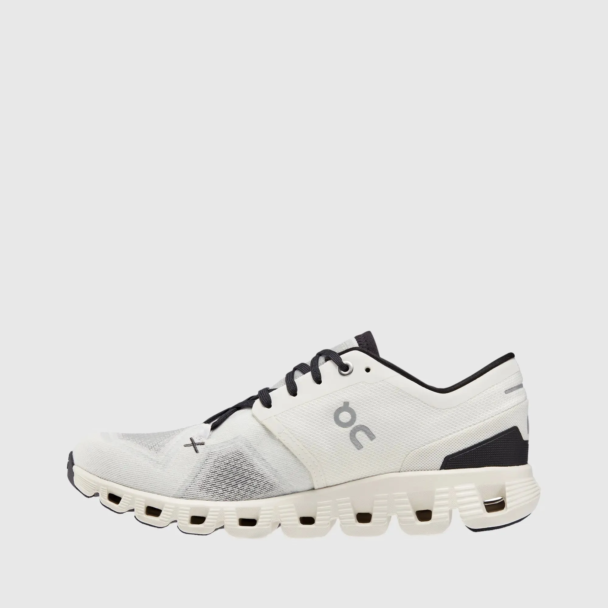 On Women's Cloud X3 White Black