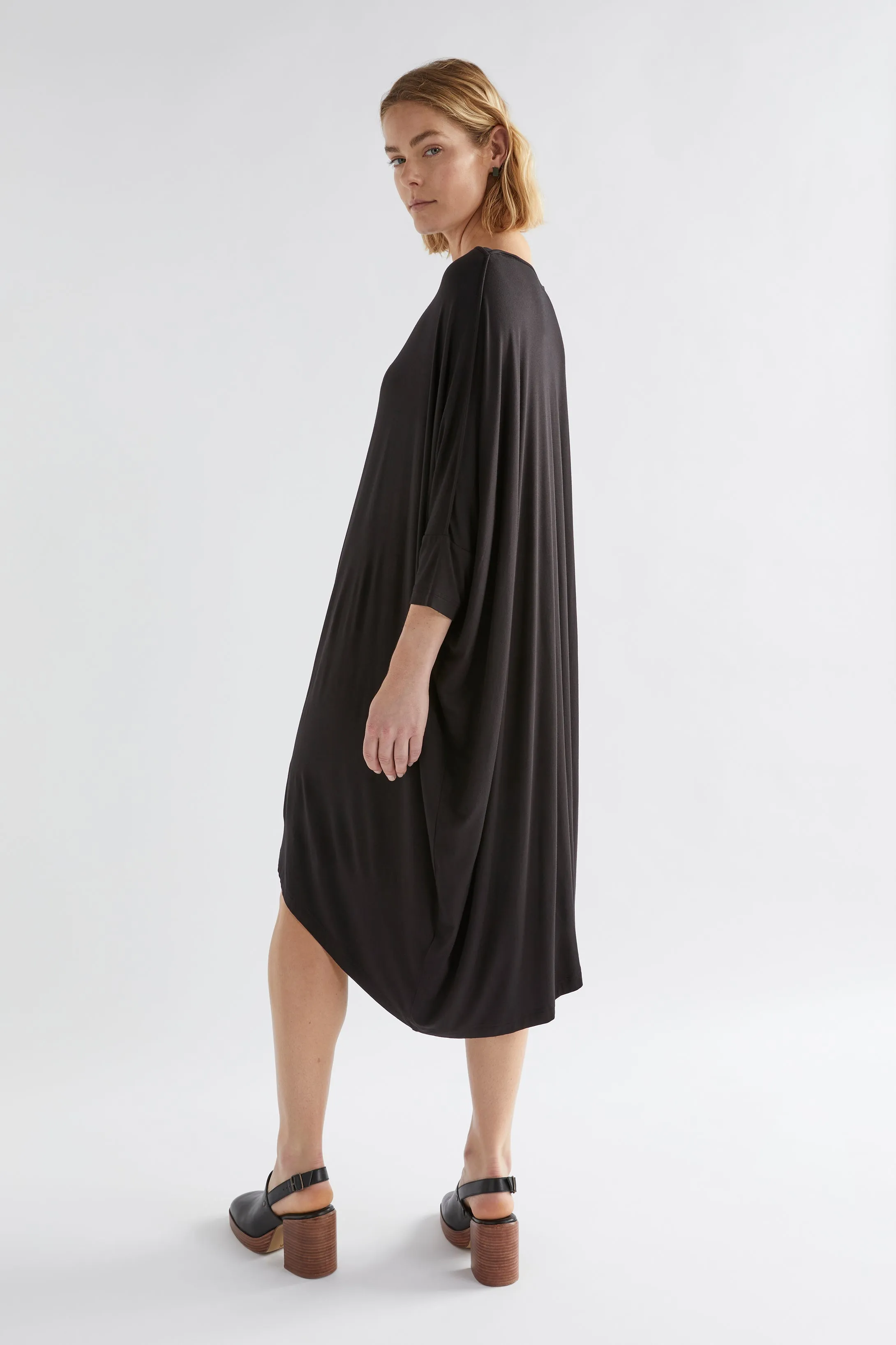 Wide Stretch Dress